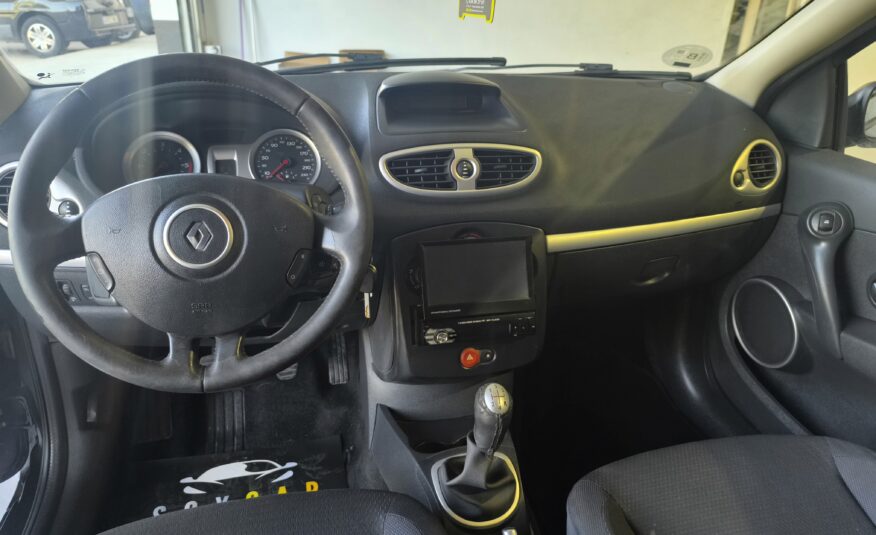RENAULT Clio 1.5dci