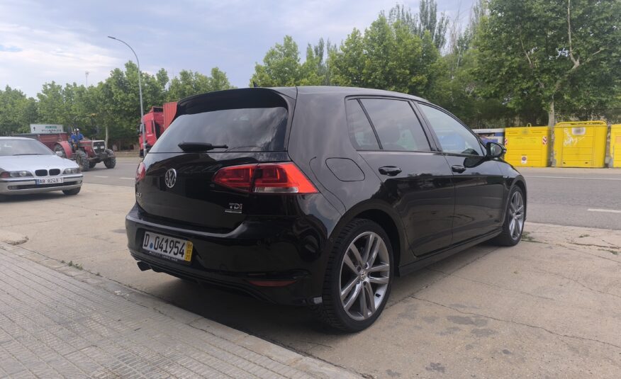 VOLKSWAGEN Golf VII 1.6Tdi