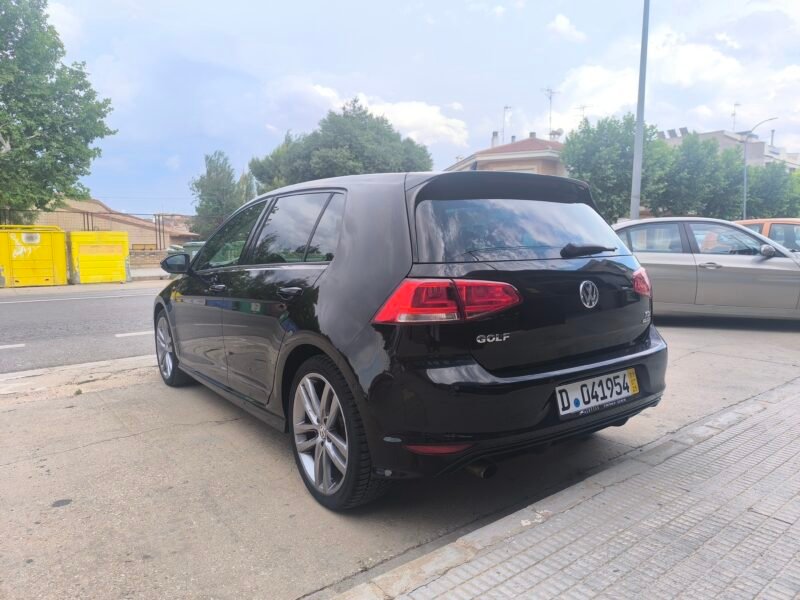 VOLKSWAGEN Golf VII 1.6Tdi