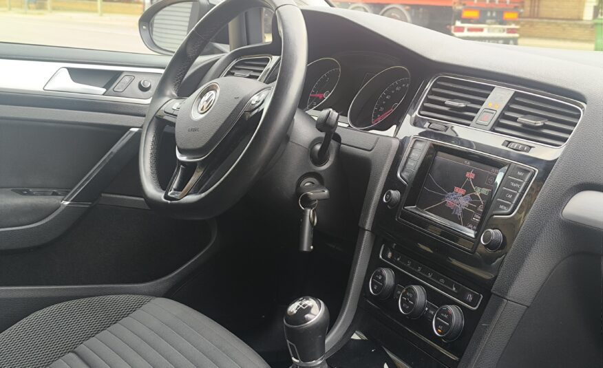 VOLKSWAGEN Golf VII 1.6Tdi