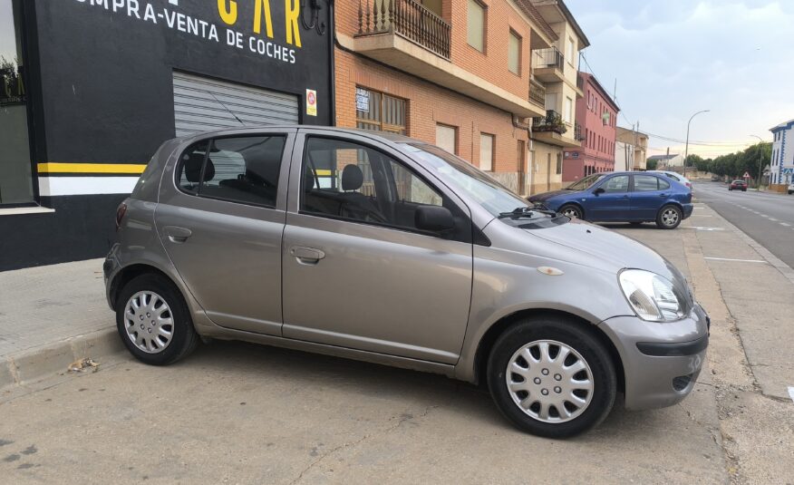 TOYOTA Yaris 1.4 d4d