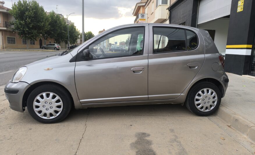 TOYOTA Yaris 1.4 d4d