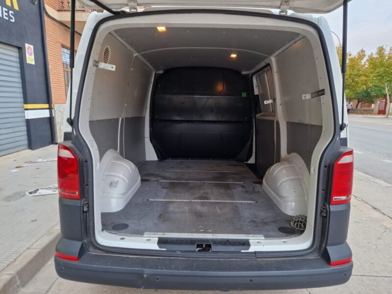 Vw Transporter T6 2.0 TDI
