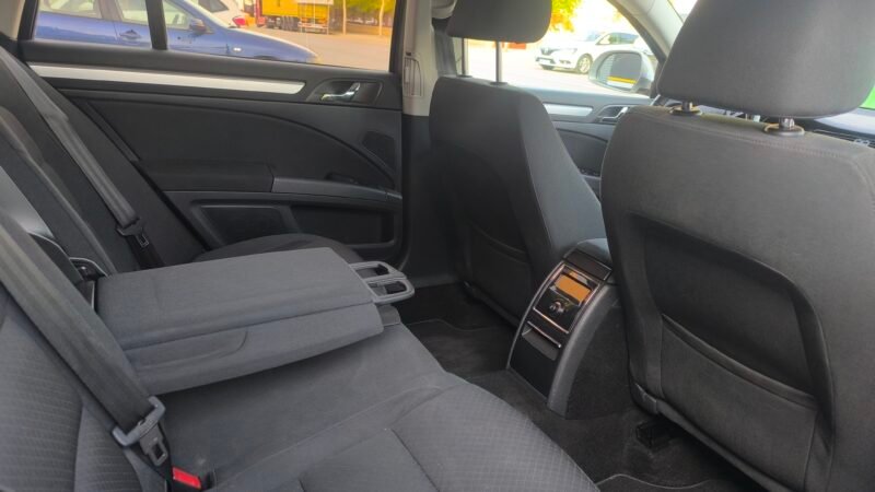 SKODA Super; 2.0 TDI