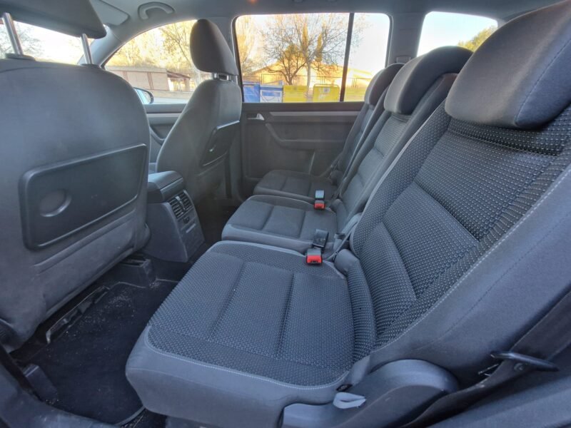 VOLKSWAGEN Touran 1.6Tdi