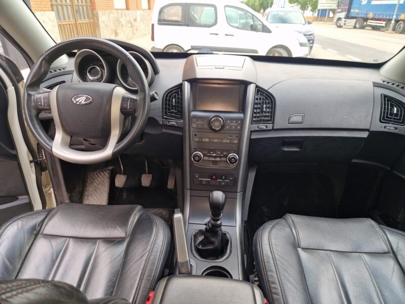 Mahindra XUB500 2.2d