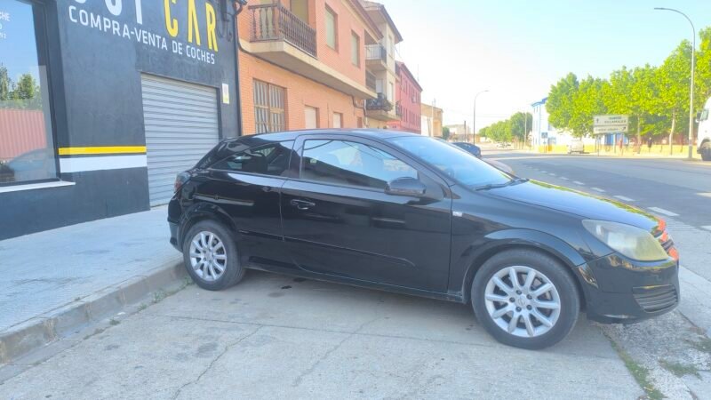 OPEL Astra Gtc 1.9 Cdti