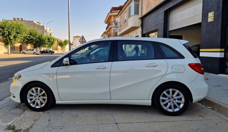 MERCEDES-BENZ B180 1.8cdi