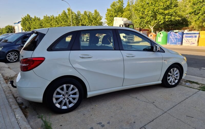 MERCEDES-BENZ B180 1.8cdi